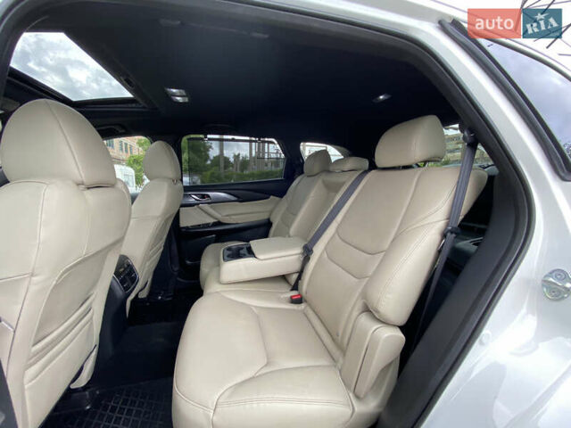Белый Мазда СХ-9, объемом двигателя 2.49 л и пробегом 112 тыс. км за 18500 $, фото 13 на Automoto.ua