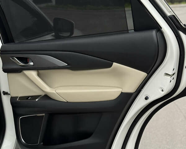 Белый Мазда СХ-9, объемом двигателя 2.5 л и пробегом 115 тыс. км за 17700 $, фото 23 на Automoto.ua
