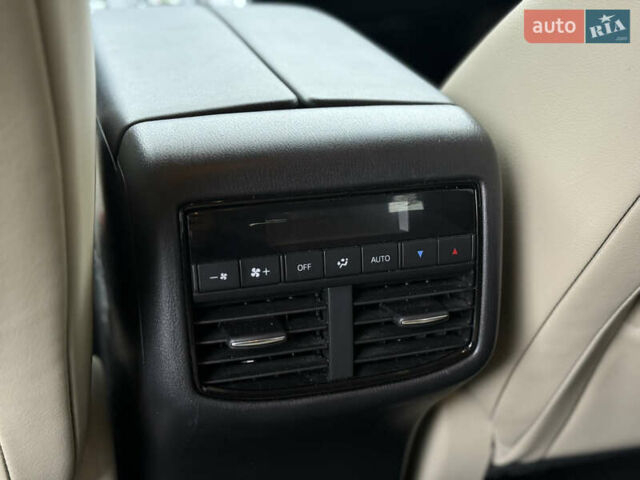 Белый Мазда СХ-9, объемом двигателя 2.5 л и пробегом 115 тыс. км за 17700 $, фото 21 на Automoto.ua