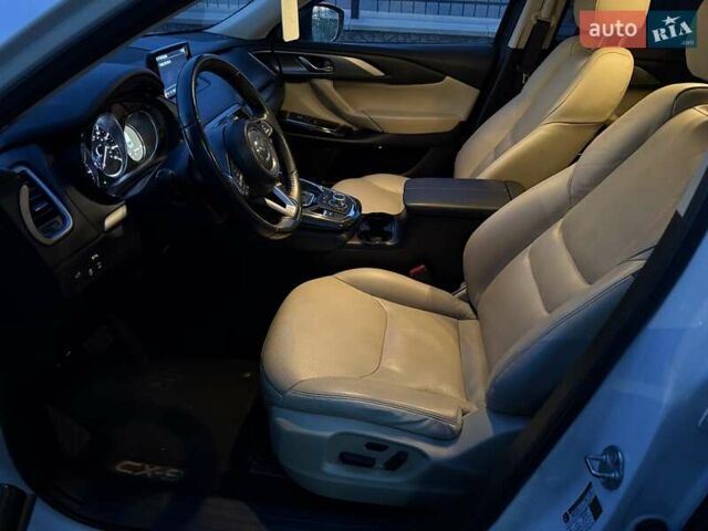 Білий Мазда СХ-9, об'ємом двигуна 2.49 л та пробігом 117 тис. км за 18999 $, фото 25 на Automoto.ua