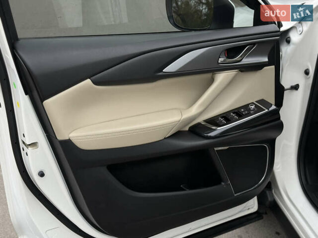 Белый Мазда СХ-9, объемом двигателя 2.5 л и пробегом 115 тыс. км за 17700 $, фото 19 на Automoto.ua