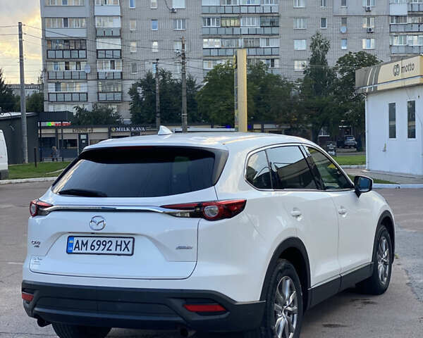 Белый Мазда СХ-9, объемом двигателя 2.49 л и пробегом 129 тыс. км за 18200 $, фото 4 на Automoto.ua