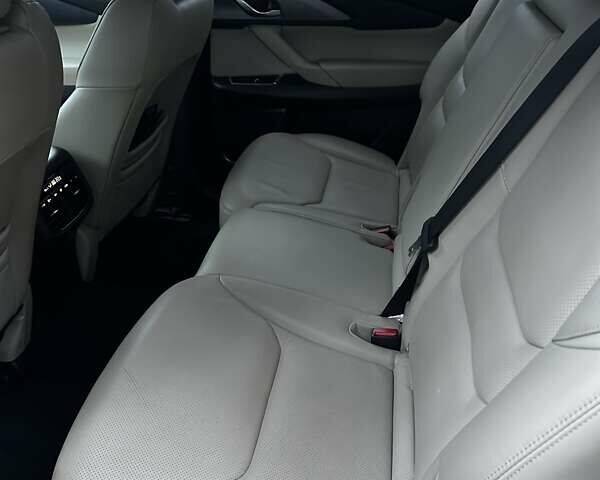 Білий Мазда СХ-9, об'ємом двигуна 2.49 л та пробігом 157 тис. км за 21900 $, фото 12 на Automoto.ua