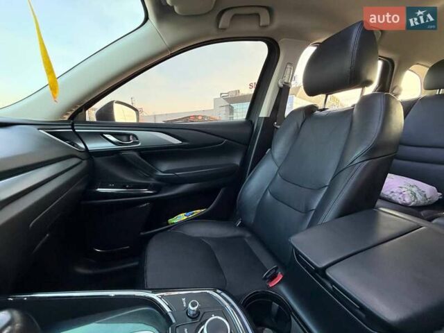 Белый Мазда СХ-9, объемом двигателя 2.49 л и пробегом 128 тыс. км за 22000 $, фото 60 на Automoto.ua