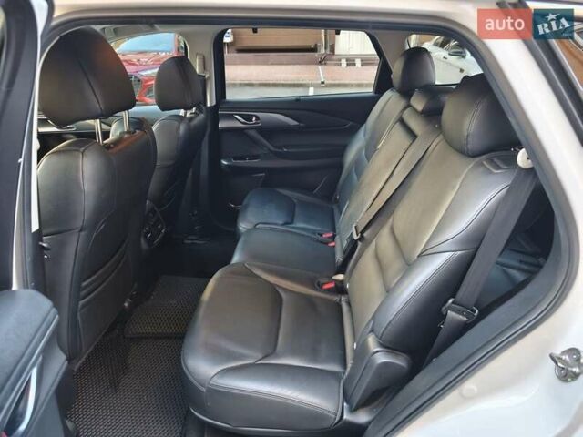 Белый Мазда СХ-9, объемом двигателя 2.49 л и пробегом 105 тыс. км за 22000 $, фото 13 на Automoto.ua