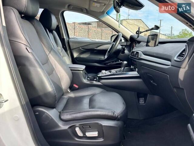 Білий Мазда СХ-9, об'ємом двигуна 2.49 л та пробігом 132 тис. км за 21700 $, фото 33 на Automoto.ua