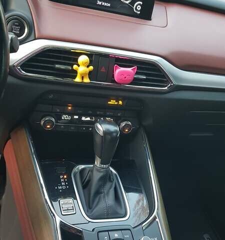 Білий Мазда СХ-9, об'ємом двигуна 2.49 л та пробігом 104 тис. км за 32000 $, фото 11 на Automoto.ua