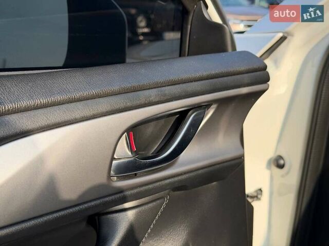 Белый Мазда СХ-9, объемом двигателя 2.49 л и пробегом 128 тыс. км за 22000 $, фото 35 на Automoto.ua