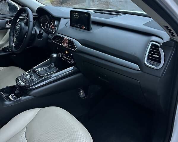 Білий Мазда СХ-9, об'ємом двигуна 2.49 л та пробігом 157 тис. км за 21900 $, фото 20 на Automoto.ua