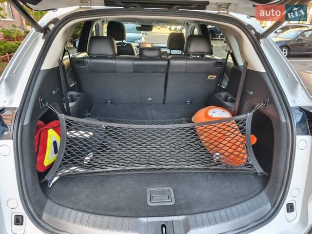 Белый Мазда СХ-9, объемом двигателя 2.49 л и пробегом 105 тыс. км за 22000 $, фото 14 на Automoto.ua