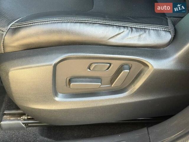 Белый Мазда СХ-9, объемом двигателя 2.49 л и пробегом 128 тыс. км за 22000 $, фото 38 на Automoto.ua