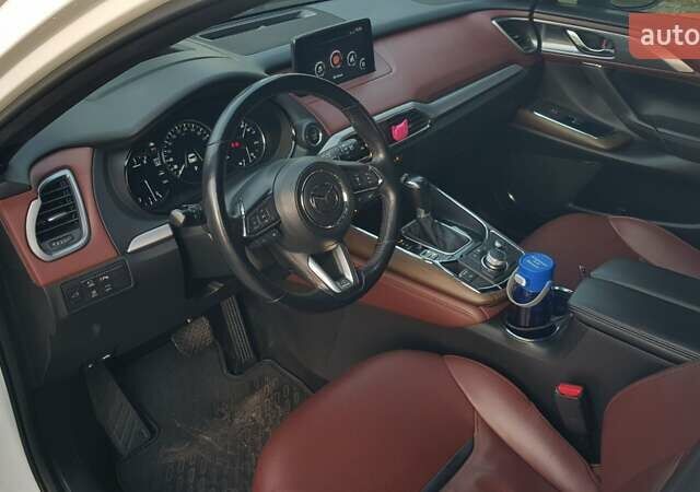 Білий Мазда СХ-9, об'ємом двигуна 2.49 л та пробігом 104 тис. км за 32000 $, фото 9 на Automoto.ua