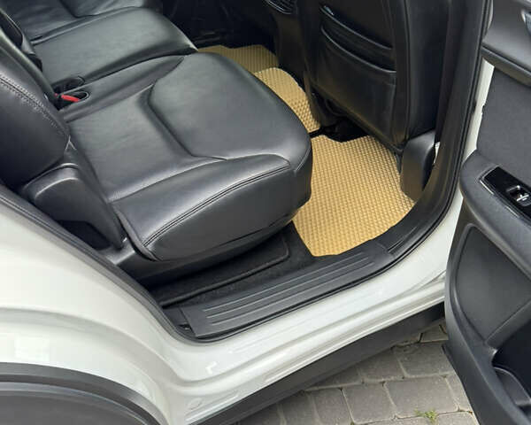 Білий Мазда СХ-9, об'ємом двигуна 2.49 л та пробігом 56 тис. км за 26999 $, фото 42 на Automoto.ua
