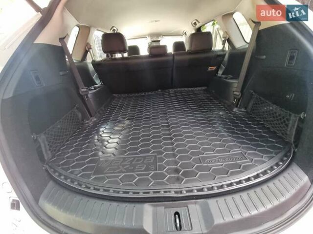 Білий Мазда СХ-9, об'ємом двигуна 2.49 л та пробігом 85 тис. км за 23000 $, фото 9 на Automoto.ua