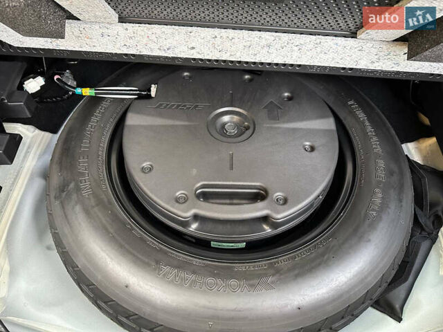 Белый Мазда СХ-9, объемом двигателя 2.5 л и пробегом 75 тыс. км за 23899 $, фото 26 на Automoto.ua