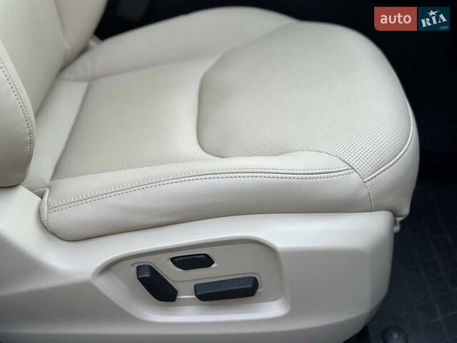 Белый Мазда СХ-9, объемом двигателя 2.5 л и пробегом 75 тыс. км за 23899 $, фото 36 на Automoto.ua