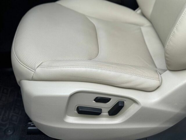 Белый Мазда СХ-9, объемом двигателя 2.5 л и пробегом 75 тыс. км за 23899 $, фото 10 на Automoto.ua