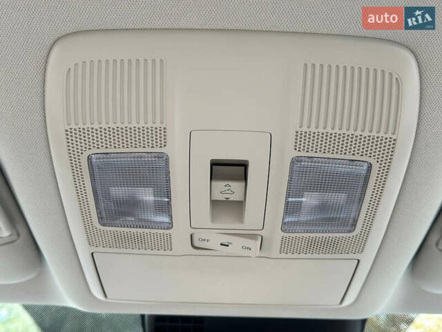 Белый Мазда СХ-9, объемом двигателя 2.5 л и пробегом 75 тыс. км за 23899 $, фото 23 на Automoto.ua