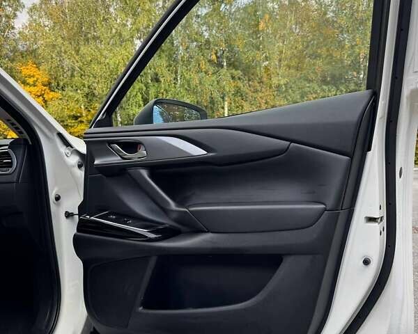 Білий Мазда СХ-9, об'ємом двигуна 2.49 л та пробігом 79 тис. км за 21500 $, фото 18 на Automoto.ua