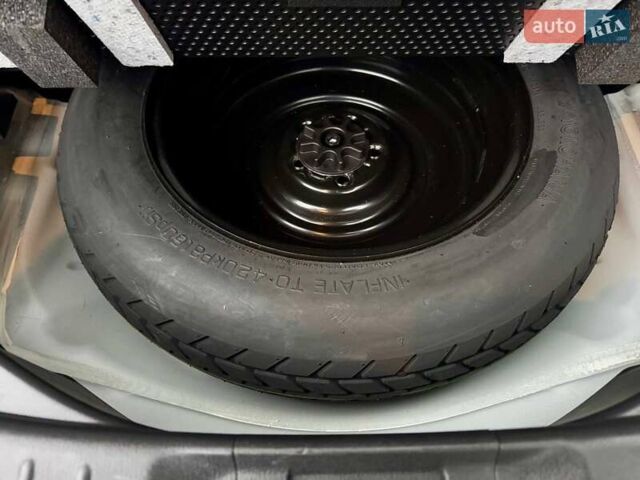 Білий Мазда СХ-9, об'ємом двигуна 2.5 л та пробігом 33 тис. км за 31000 $, фото 72 на Automoto.ua