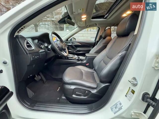 Білий Мазда СХ-9, об'ємом двигуна 2.5 л та пробігом 33 тис. км за 31000 $, фото 30 на Automoto.ua