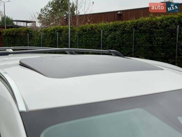Білий Мазда СХ-9, об'ємом двигуна 2.5 л та пробігом 33 тис. км за 31000 $, фото 18 на Automoto.ua