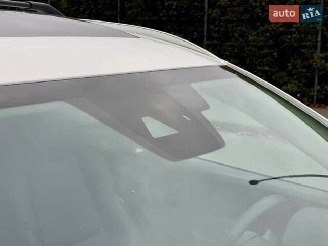 Білий Мазда СХ-9, об'ємом двигуна 2.5 л та пробігом 33 тис. км за 31000 $, фото 17 на Automoto.ua