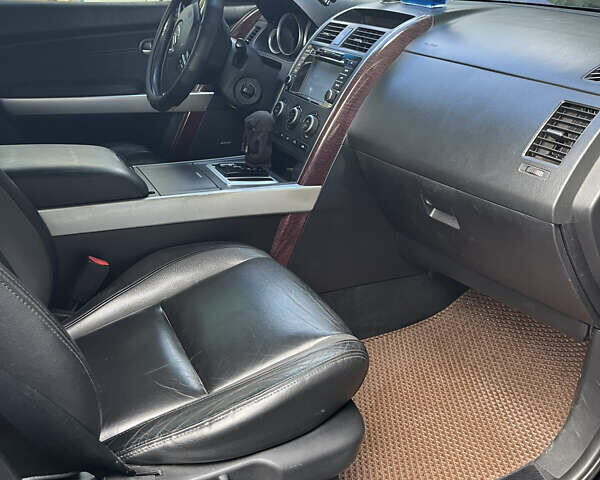 Черный Мазда СХ-9, объемом двигателя 3.5 л и пробегом 242 тыс. км за 8500 $, фото 11 на Automoto.ua