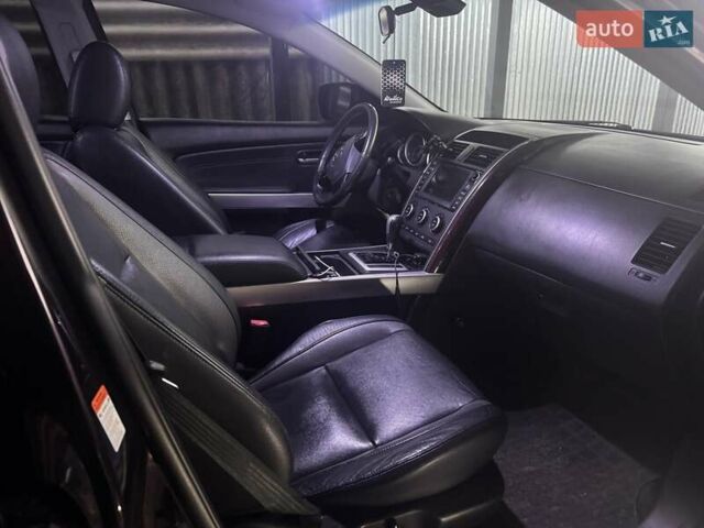 Черный Мазда СХ-9, объемом двигателя 3.7 л и пробегом 250 тыс. км за 8500 $, фото 4 на Automoto.ua