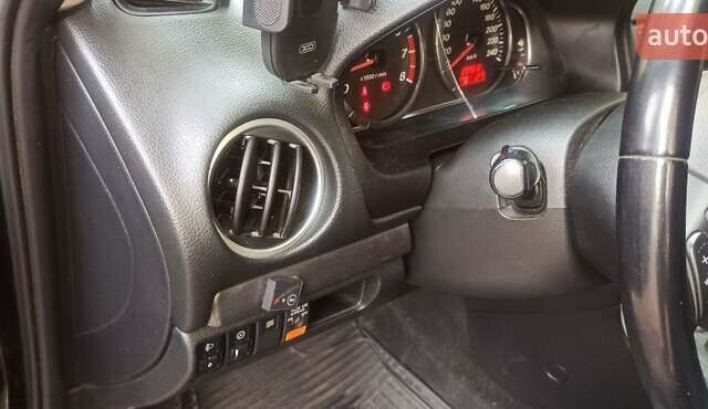 Черный Мазда СХ-9, объемом двигателя 1.99 л и пробегом 240 тыс. км за 4800 $, фото 7 на Automoto.ua