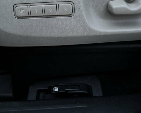 Черный Мазда СХ-9, объемом двигателя 3.7 л и пробегом 160 тыс. км за 9000 $, фото 17 на Automoto.ua