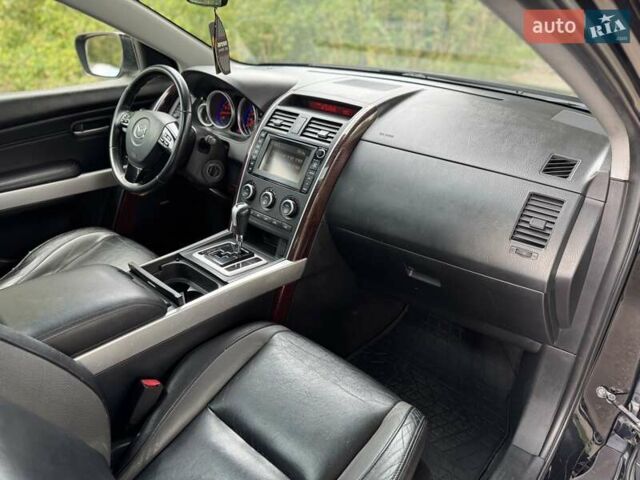 Черный Мазда СХ-9, объемом двигателя 3.7 л и пробегом 195 тыс. км за 6750 $, фото 4 на Automoto.ua