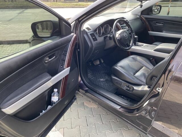 Черный Мазда СХ-9, объемом двигателя 3.7 л и пробегом 199 тыс. км за 9100 $, фото 7 на Automoto.ua