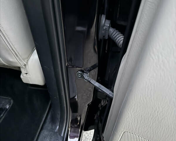 Черный Мазда СХ-9, объемом двигателя 3.7 л и пробегом 160 тыс. км за 8500 $, фото 28 на Automoto.ua