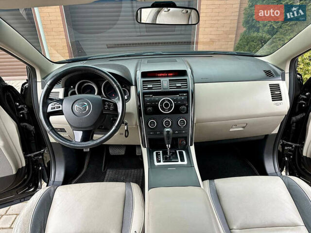 Черный Мазда СХ-9, объемом двигателя 3.7 л и пробегом 150 тыс. км за 10000 $, фото 21 на Automoto.ua