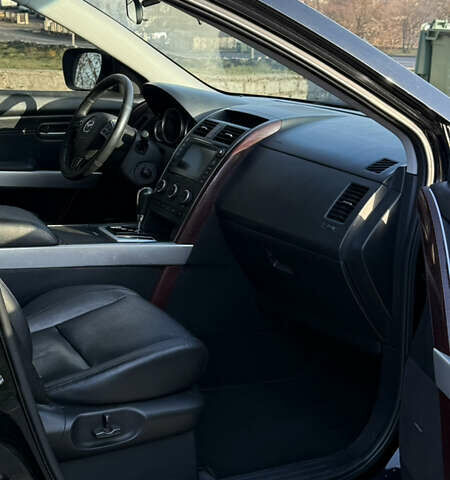 Чорний Мазда СХ-9, об'ємом двигуна 3.73 л та пробігом 288 тис. км за 7600 $, фото 8 на Automoto.ua