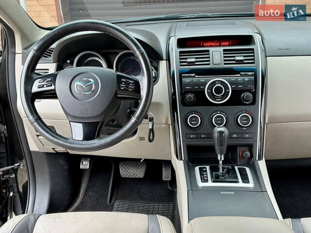 Черный Мазда СХ-9, объемом двигателя 3.7 л и пробегом 150 тыс. км за 10000 $, фото 19 на Automoto.ua