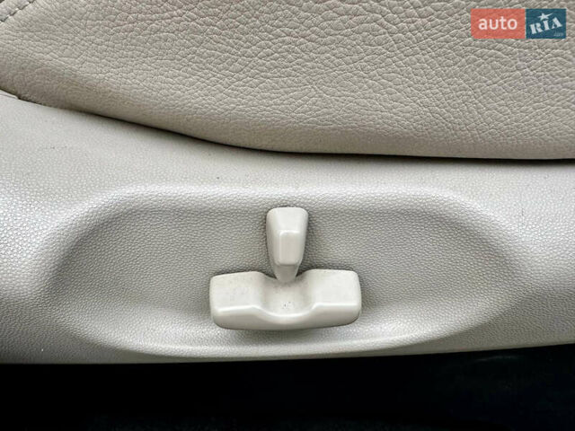 Черный Мазда СХ-9, объемом двигателя 3.7 л и пробегом 150 тыс. км за 10000 $, фото 7 на Automoto.ua