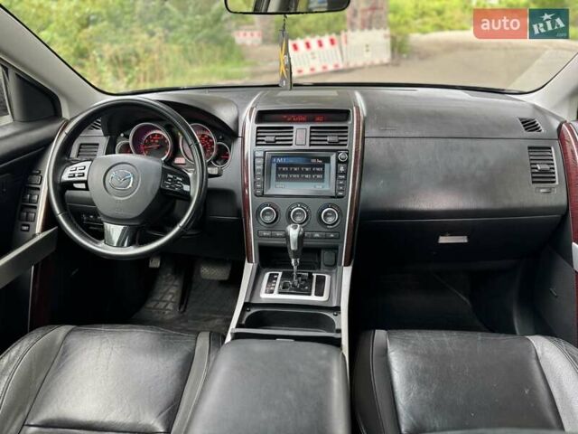 Черный Мазда СХ-9, объемом двигателя 3.7 л и пробегом 195 тыс. км за 6750 $, фото 3 на Automoto.ua