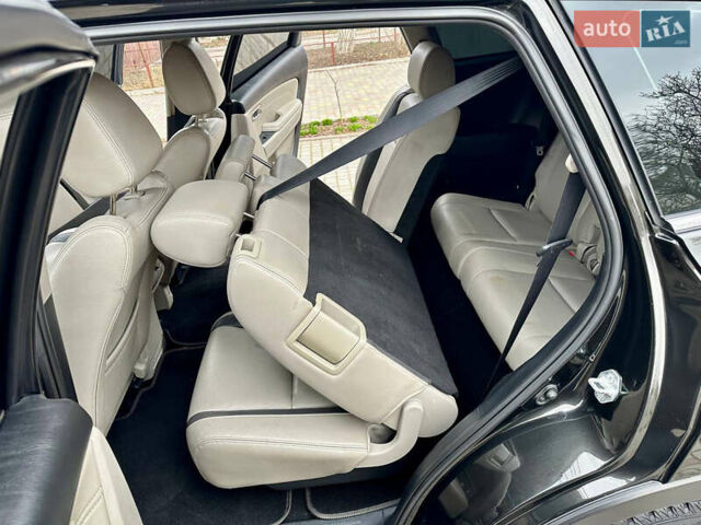 Черный Мазда СХ-9, объемом двигателя 3.7 л и пробегом 150 тыс. км за 10000 $, фото 42 на Automoto.ua