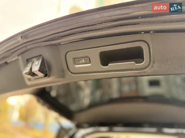 Чорний Мазда СХ-9, об'ємом двигуна 3.7 л та пробігом 301 тис. км за 8999 $, фото 48 на Automoto.ua