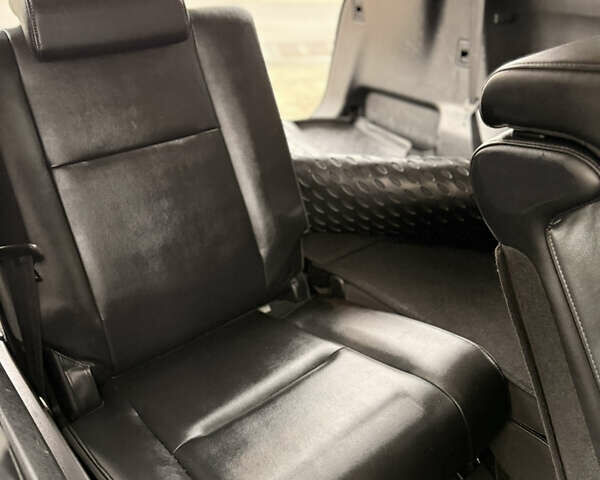 Чорний Мазда СХ-9, об'ємом двигуна 3.7 л та пробігом 301 тис. км за 8999 $, фото 50 на Automoto.ua