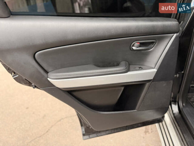 Чорний Мазда СХ-9, об'ємом двигуна 3.7 л та пробігом 301 тис. км за 8999 $, фото 32 на Automoto.ua