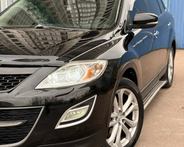 Чорний Мазда СХ-9, об'ємом двигуна 3.7 л та пробігом 301 тис. км за 8999 $, фото 5 на Automoto.ua