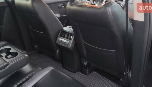 Чорний Мазда СХ-9, об'ємом двигуна 3.73 л та пробігом 177 тис. км за 10500 $, фото 8 на Automoto.ua