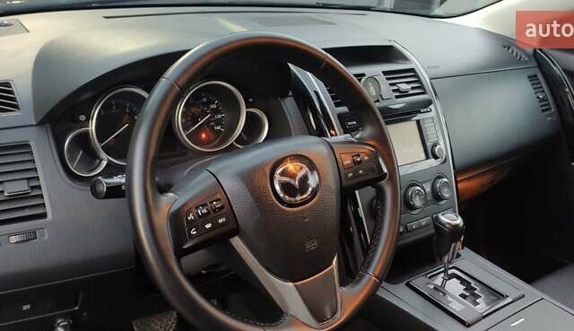 Чорний Мазда СХ-9, об'ємом двигуна 3.73 л та пробігом 177 тис. км за 10500 $, фото 6 на Automoto.ua
