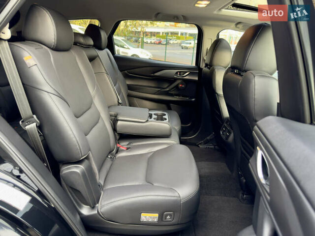 Черный Мазда СХ-9, объемом двигателя 2.49 л и пробегом 9 тыс. км за 33800 $, фото 3 на Automoto.ua