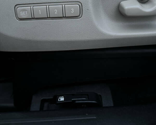 Фиолетовый Мазда СХ-9, объемом двигателя 3.73 л и пробегом 265 тыс. км за 8500 $, фото 13 на Automoto.ua