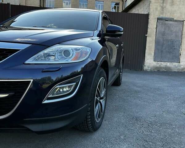 Мазда СХ-9, объемом двигателя 3.7 л и пробегом 235 тыс. км за 10600 $, фото 1 на Automoto.ua