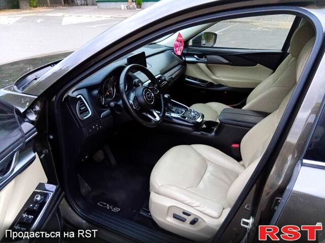 Мазда СХ-9, объемом двигателя 2.5 л и пробегом 146 тыс. км за 21700 $, фото 7 на Automoto.ua